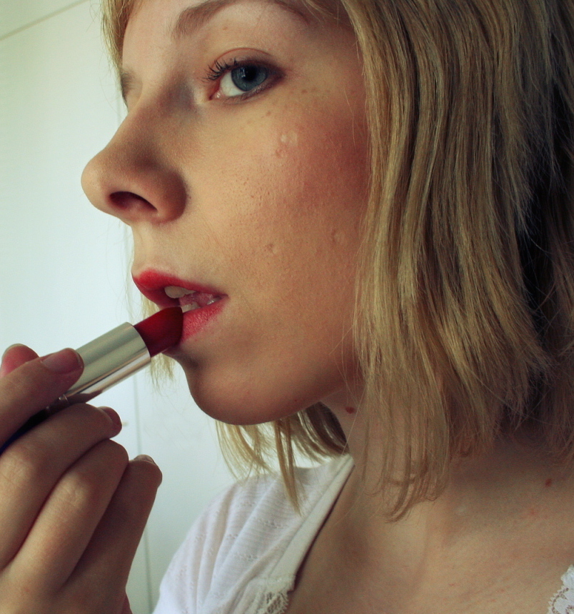 Lipstick_face